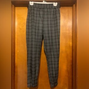 *Clearance-Final* ShoSho Size M Black and White Business Casual Jogger Pants
